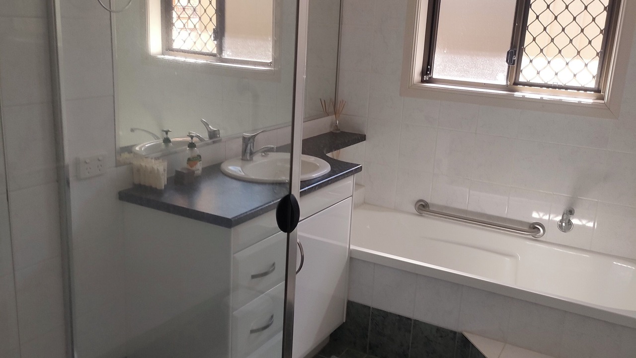 Photo of Bathroom in Greenbank
