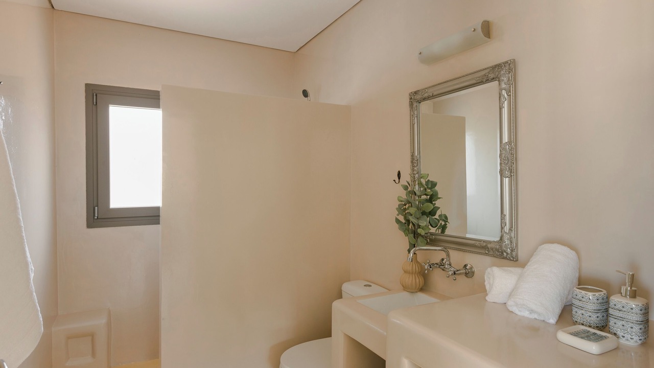Photo of Bathroom in Antipata