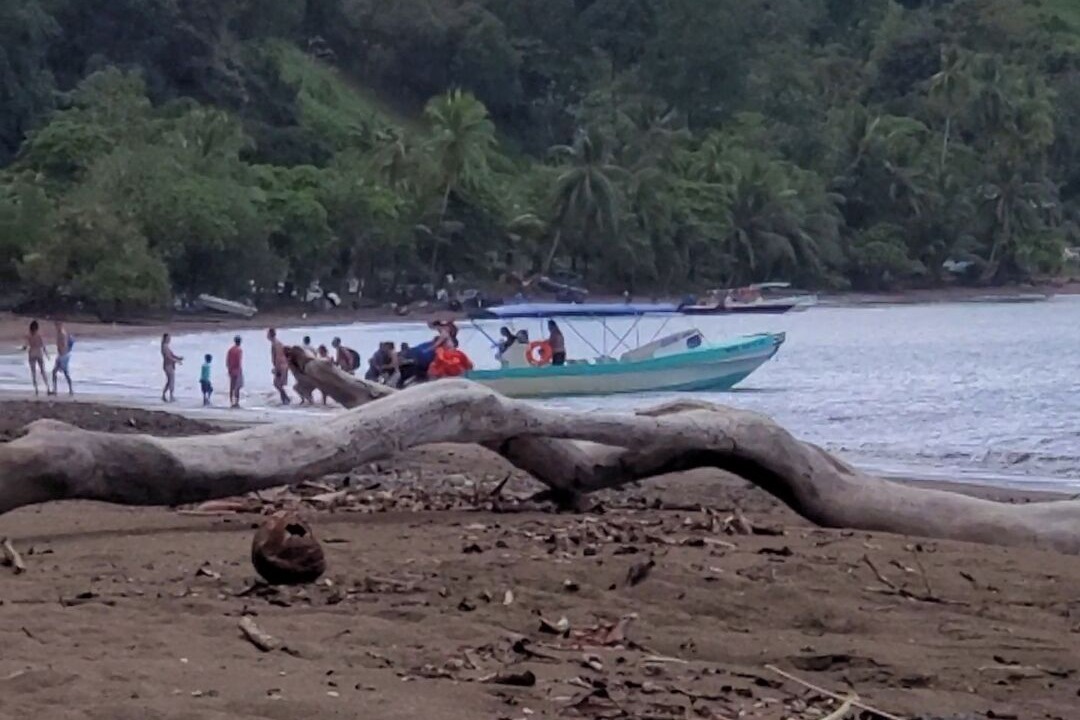 Photo of Others in Drake Bay