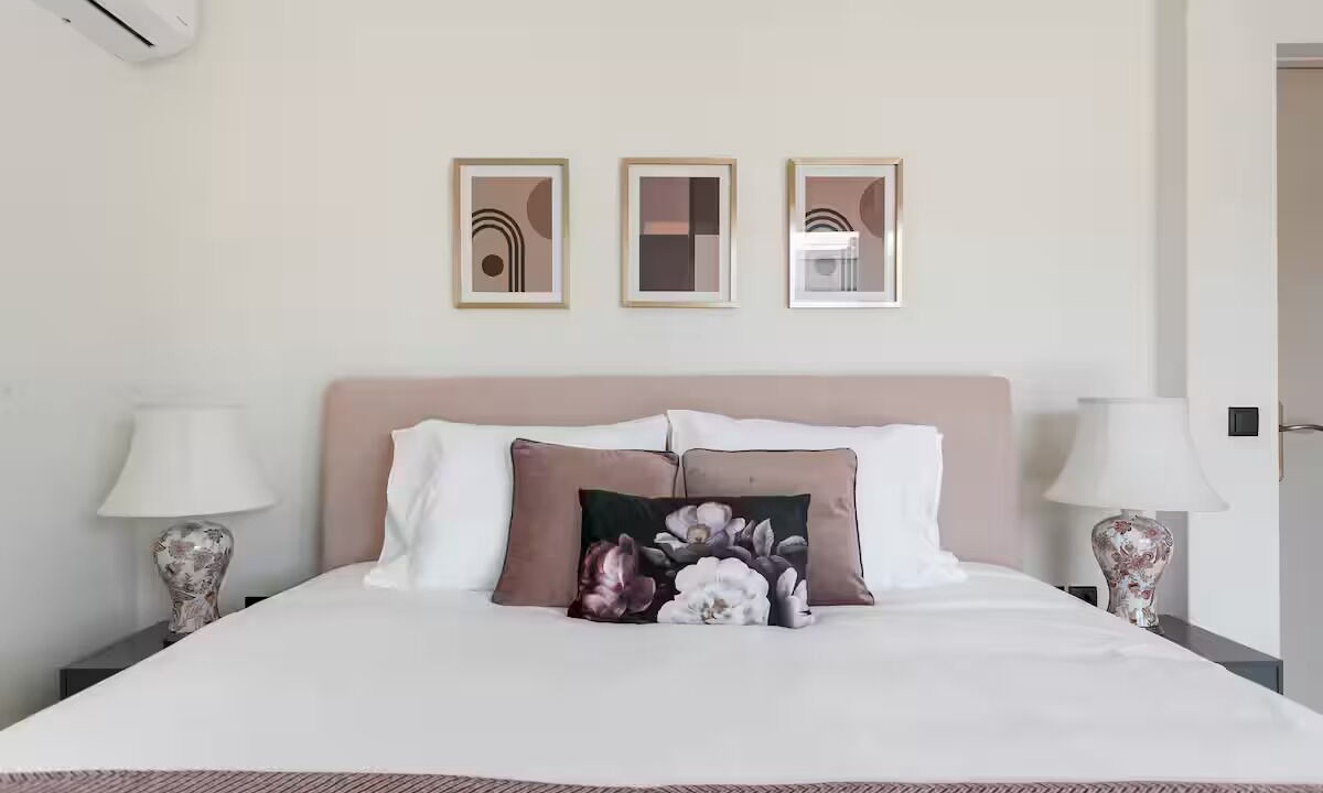 Photo of Bedroom in Glyfada