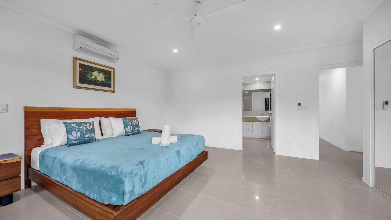 Photo of Bedroom in Cannonvale