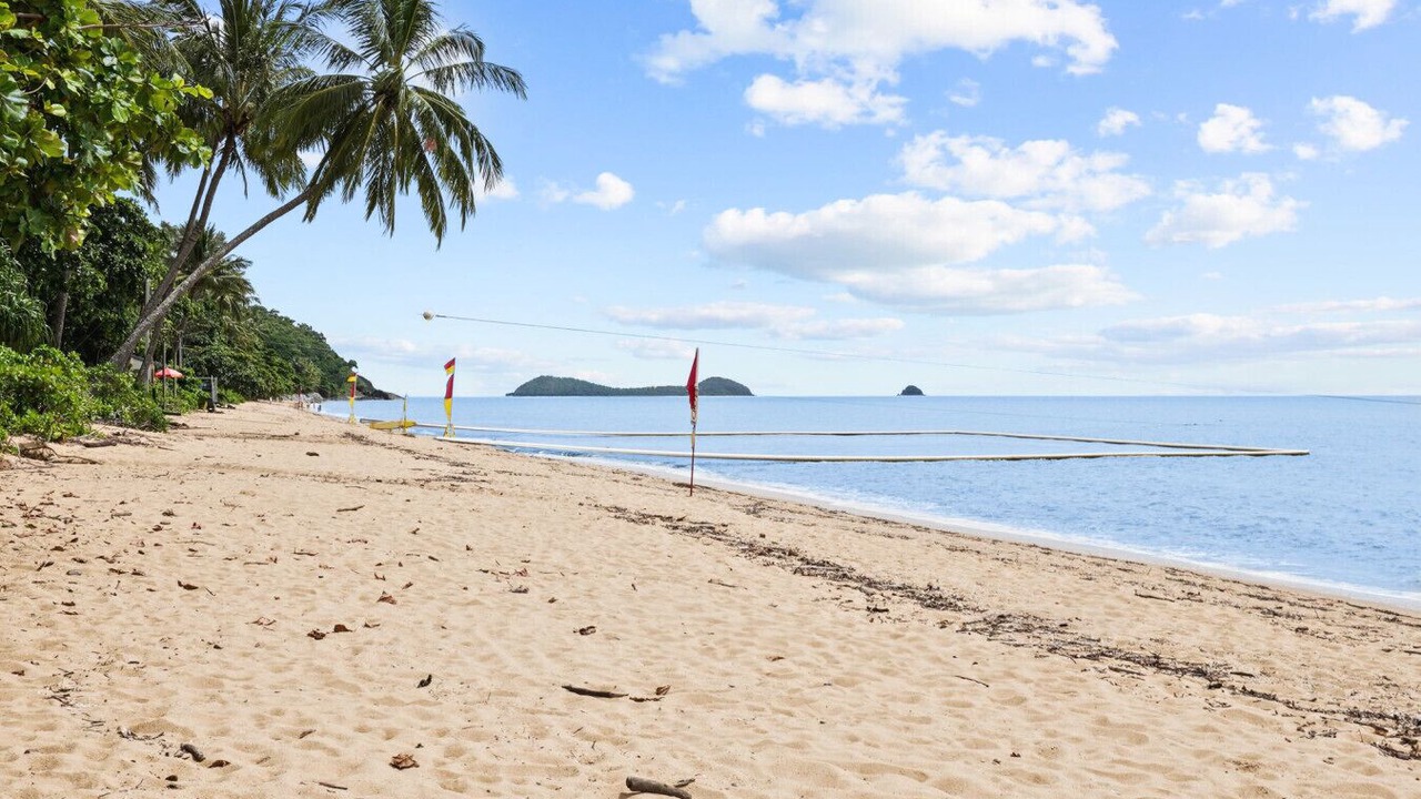 Photo of Others in Trinity Beach