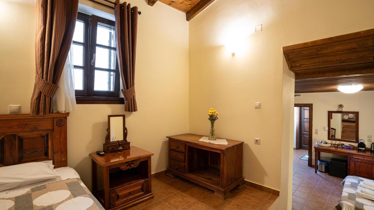 Photo of Bedroom in Potamia