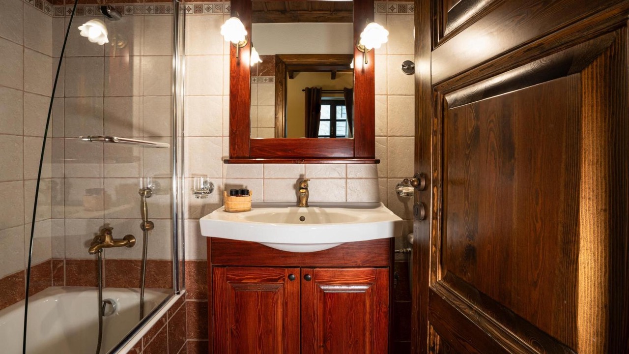 Photo of Bathroom in Potamia