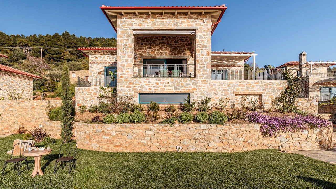 Photo of Outdoor in Glossa