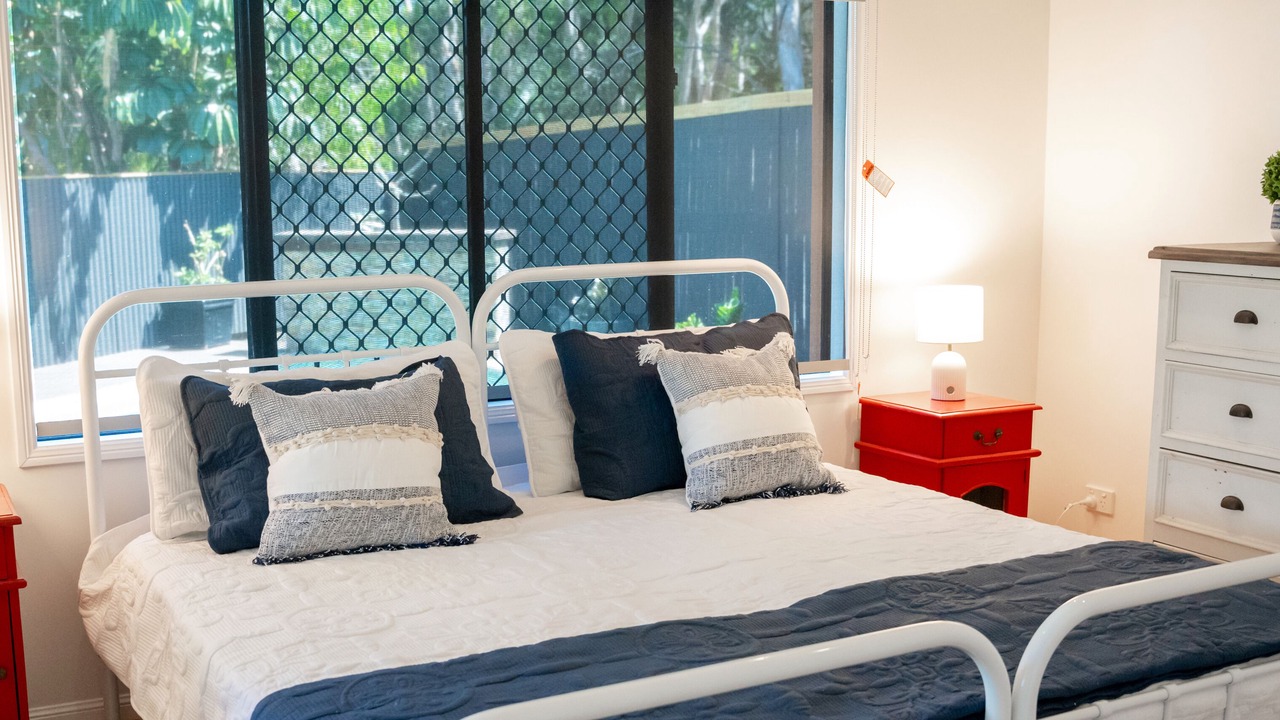 Photo of Bedroom in Trinity Beach