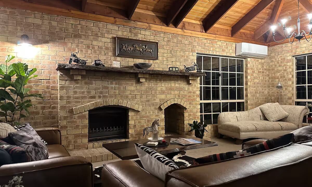 Photo of Livingroom in Jimboomba