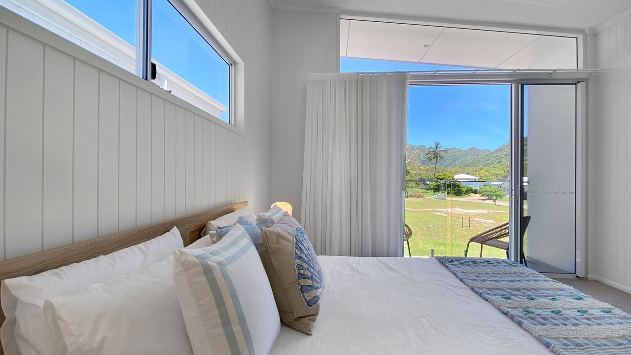 Photo of Bedroom in Nelly Bay