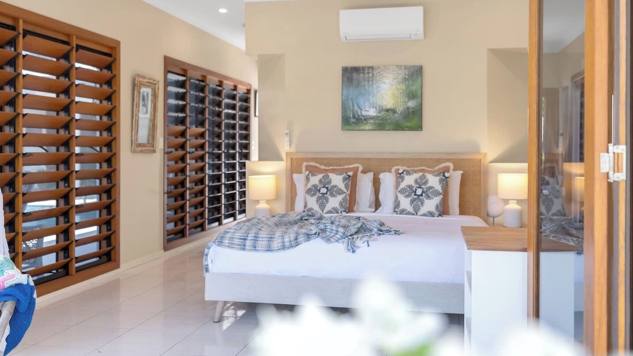 Photo of Bedroom in Trinity Beach