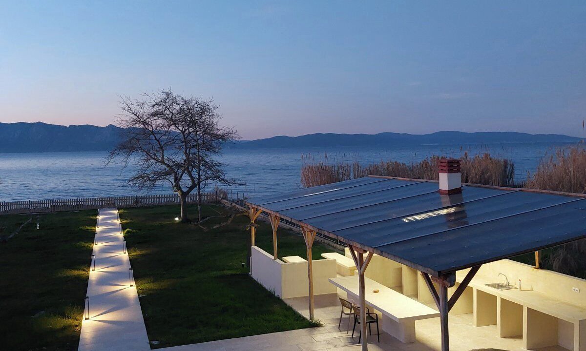 Photo of Patio Balcony in Aravissos