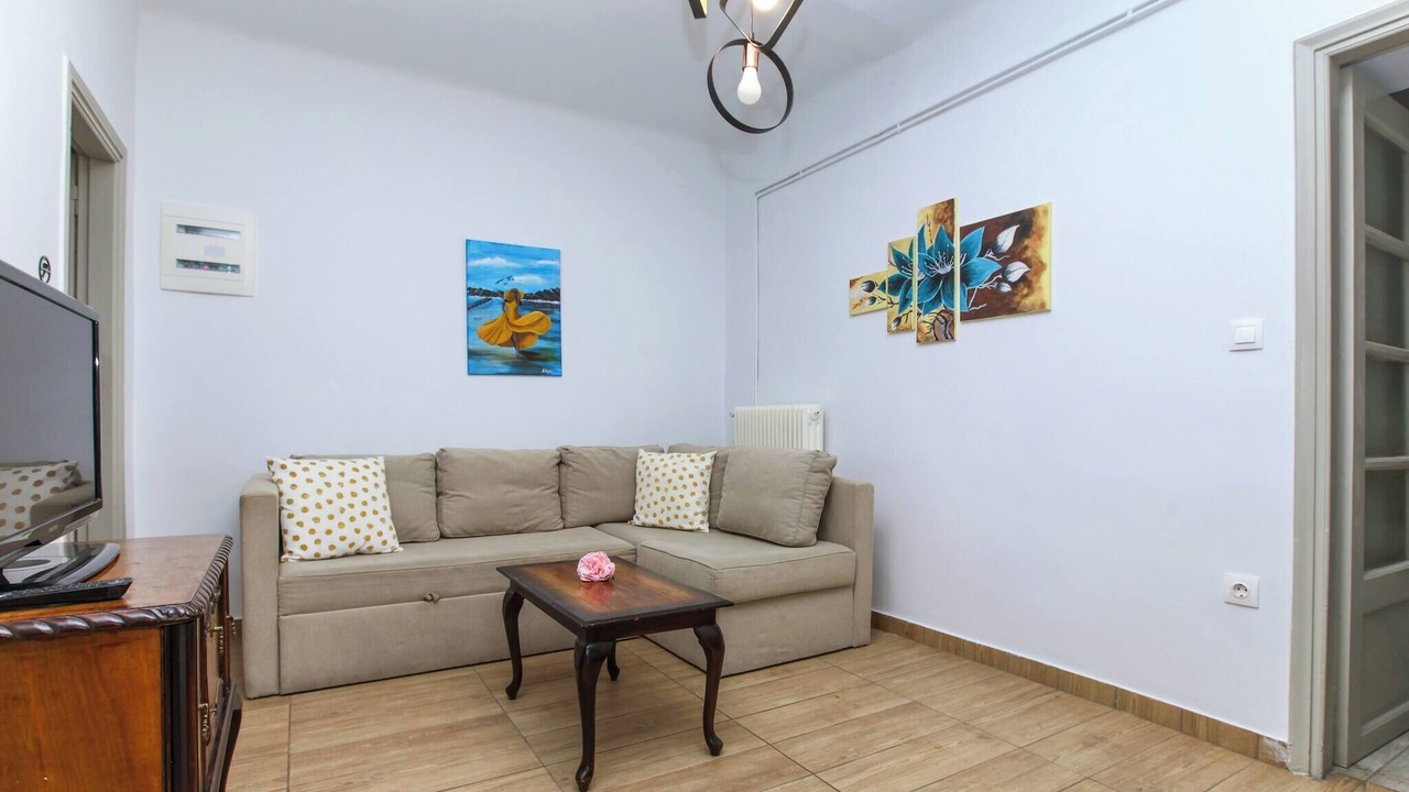 Photo of Livingroom in Elliniko-Argyroupoli