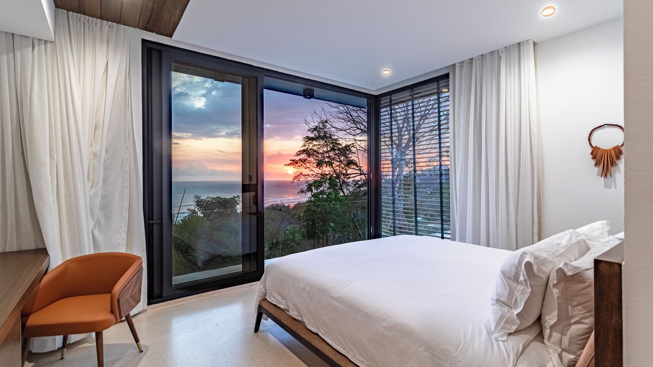 Photo of Bedroom in Playa Hermosa Cobano