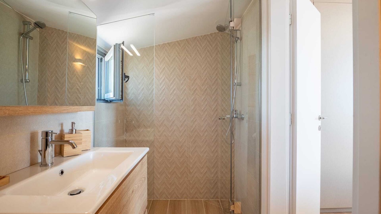 Photo of Bathroom in Moschato-Tavros