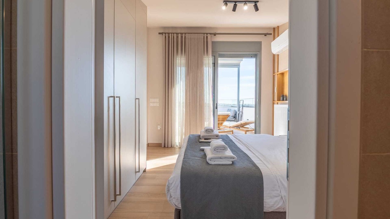 Photo of Bedroom in Moschato-Tavros