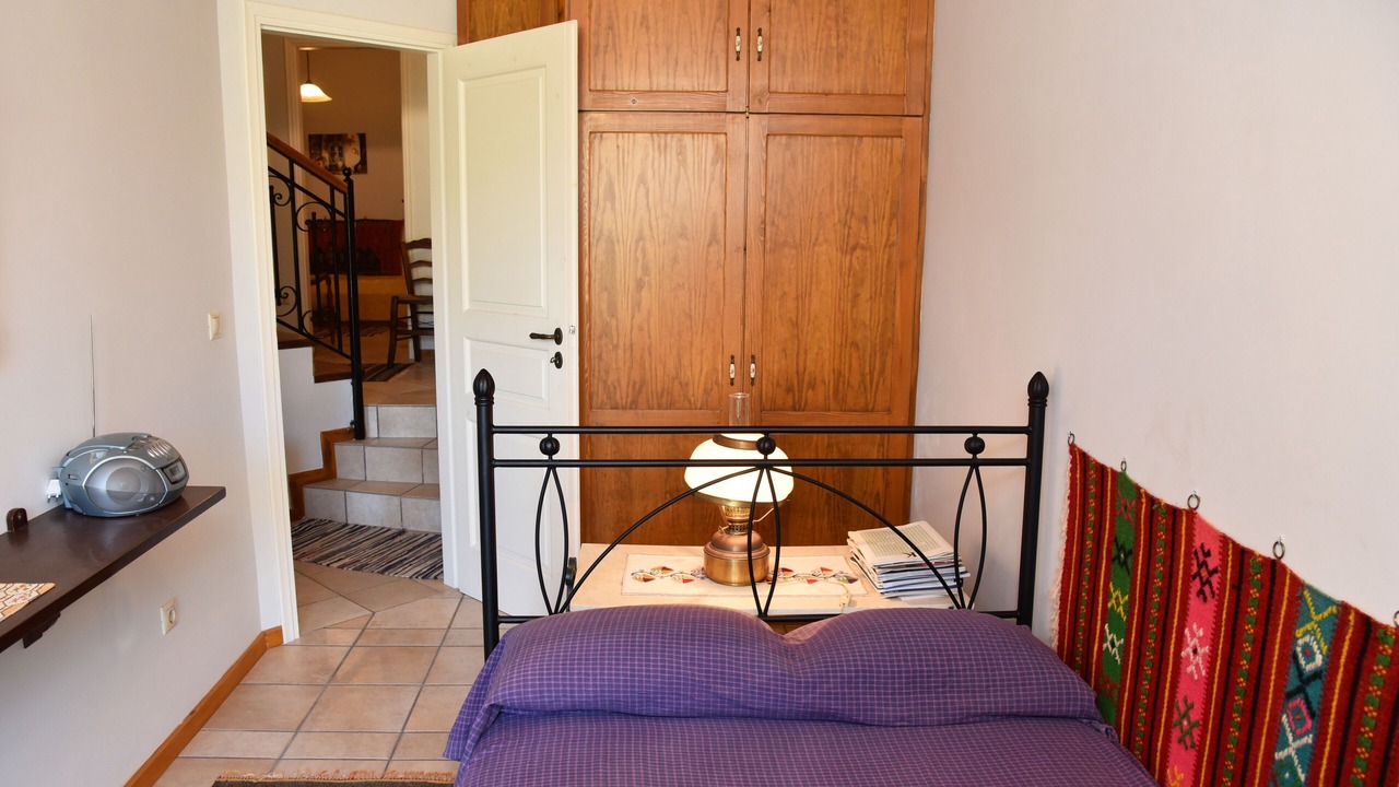 Photo of Bedroom in Paleopolis