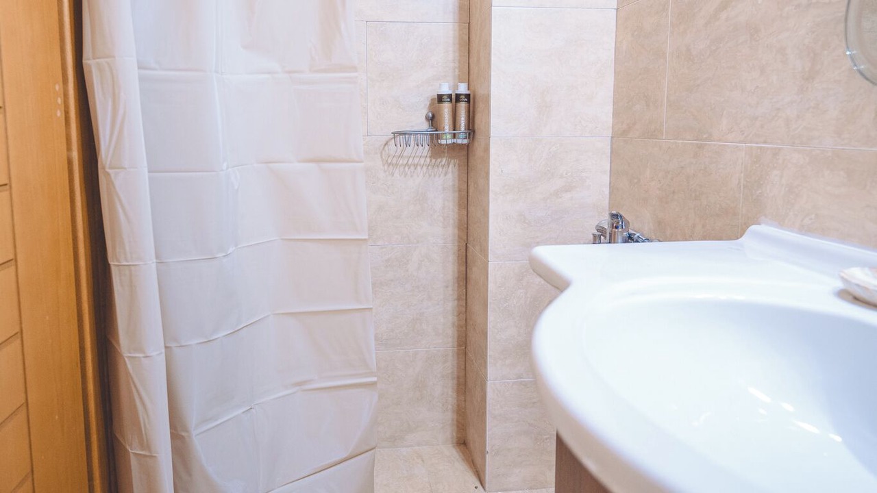 Photo of Bathroom in Eretria