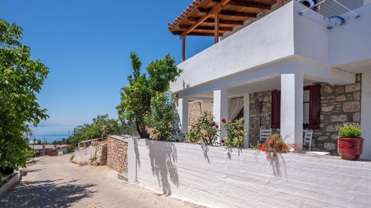 Photo of Outdoor in Nerotrivia