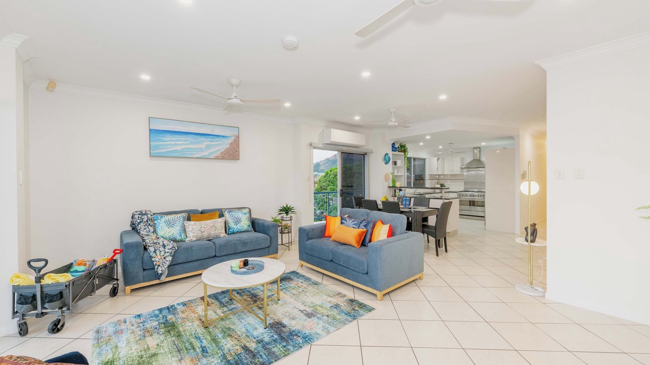 Photo of Livingroom in North Ward