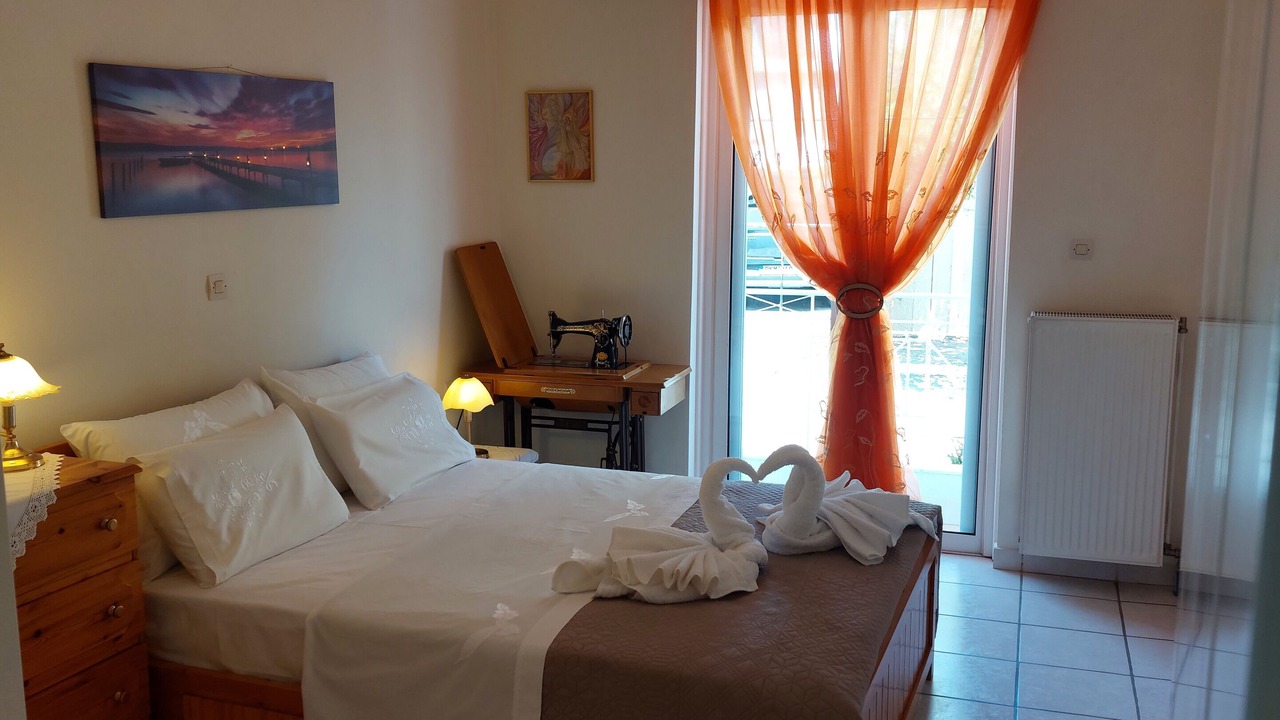 Photo of Bedroom in Itea