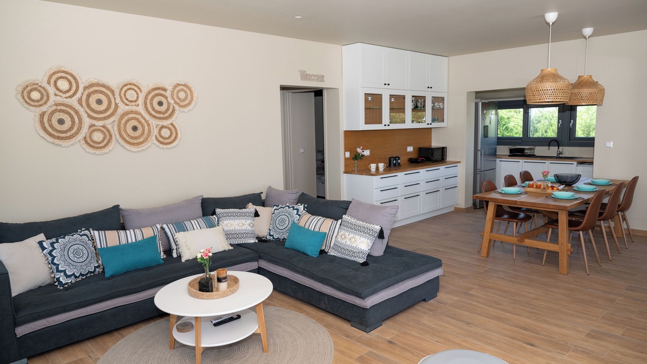 Photo of Livingroom in Aravissos
