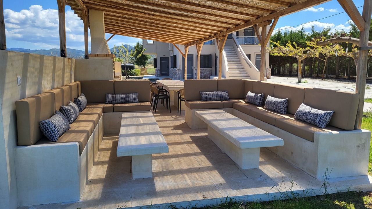 Photo of Outdoor in Aravissos