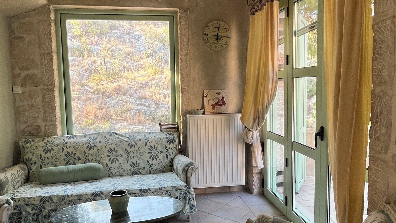 Photo of Livingroom in Katakali