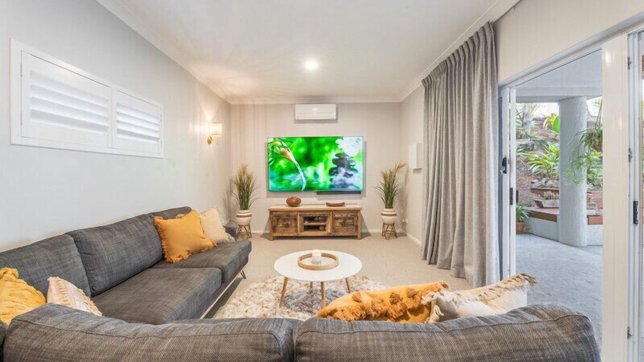 Photo of Livingroom in Burleigh Heads