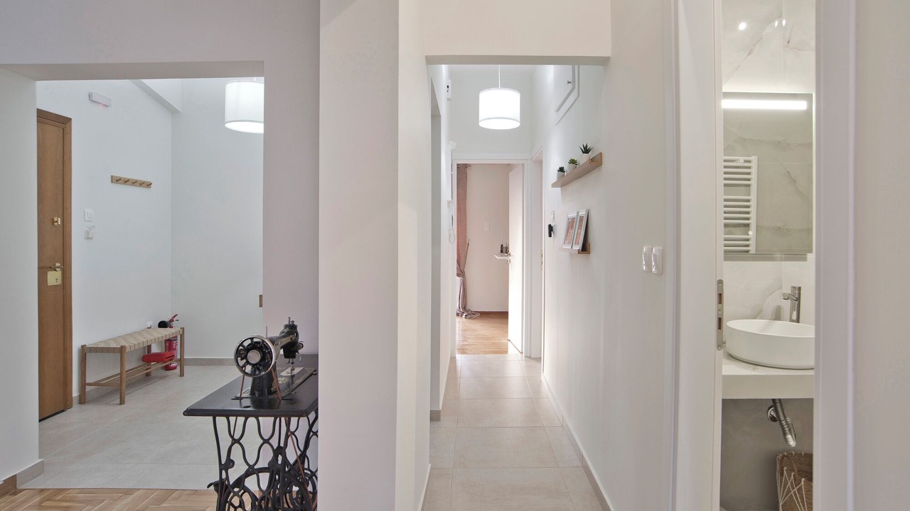 Photo of Bathroom in Neos Kosmos