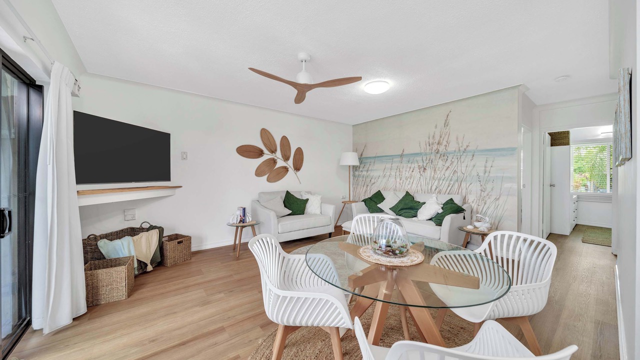 Photo of Livingroom in South Mission