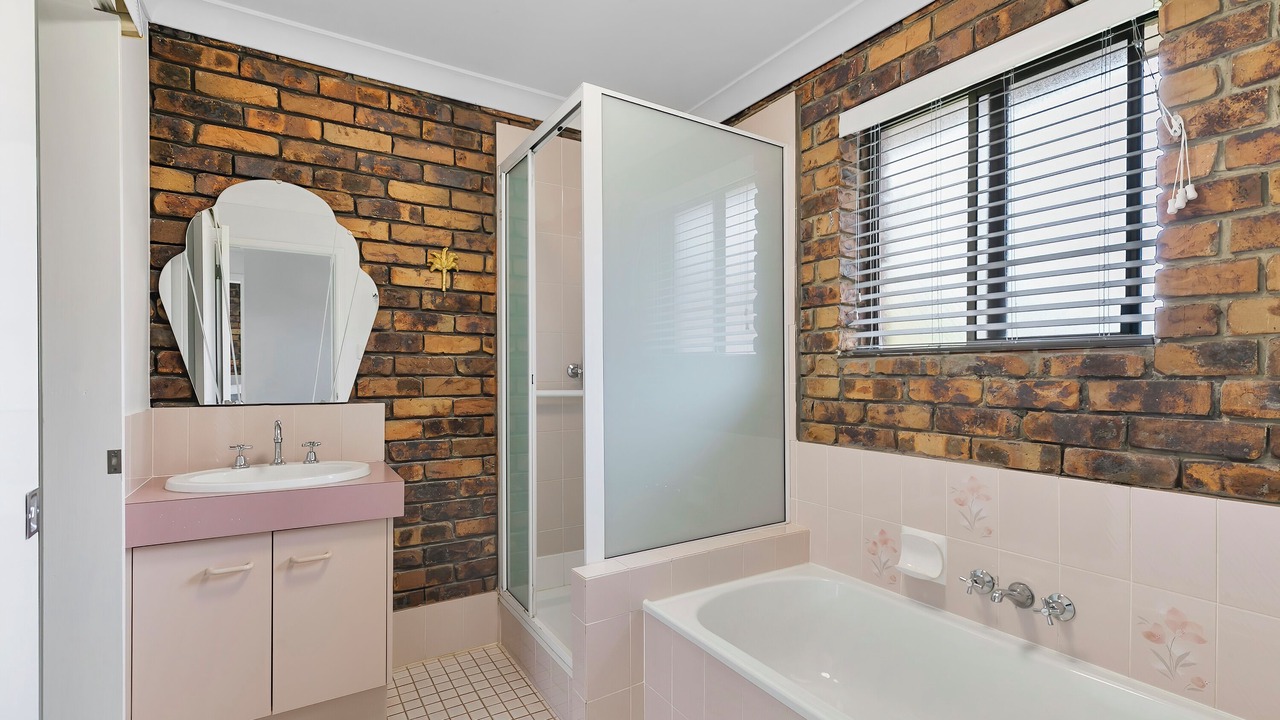 Photo of Bathroom in Banksia Beach