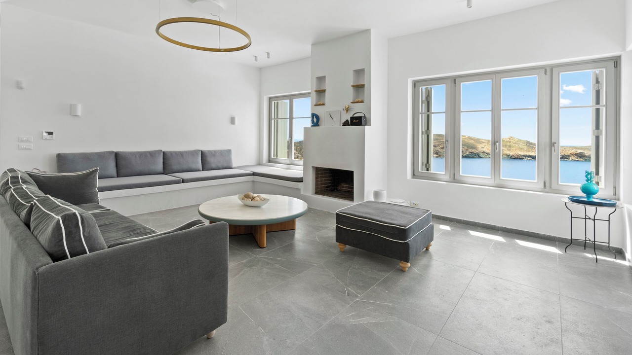 Photo of Livingroom in Andros