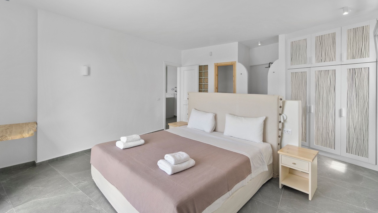 Photo of Bedroom in Andros
