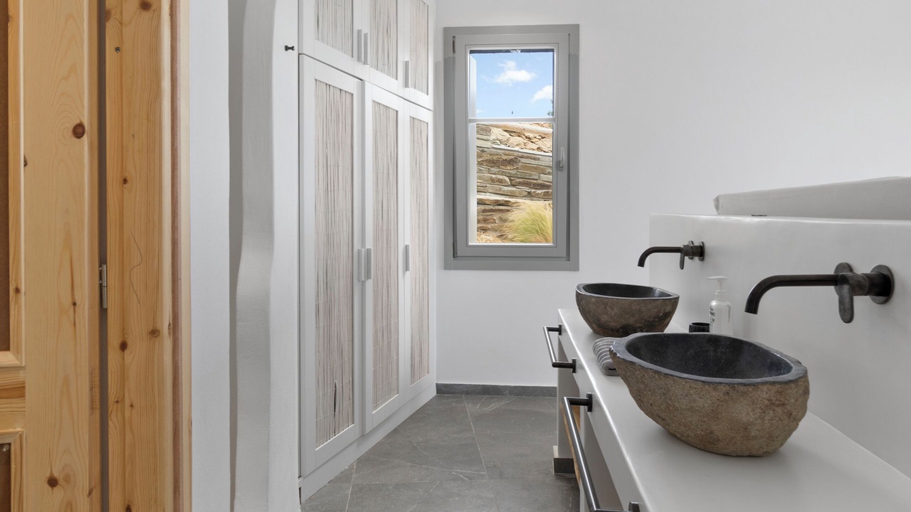 Photo of Bathroom in Andros