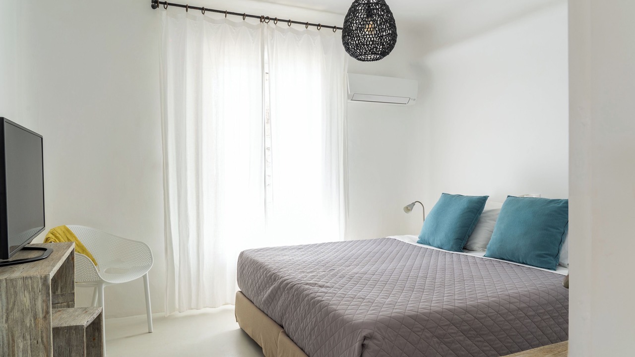 Photo of Bedroom in Faros Armenistis