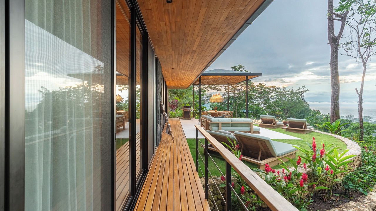 Photo of Patio Balcony in Carmen