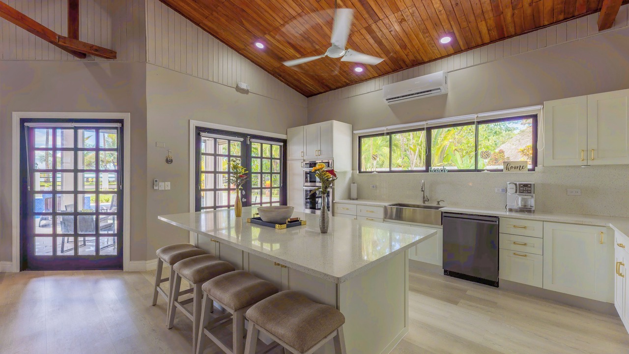 Photo of Kitchen in Parrita