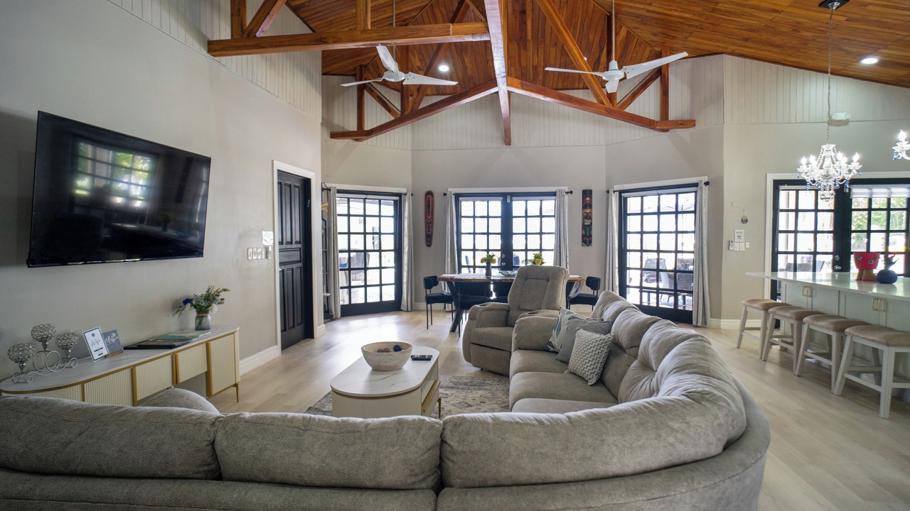 Photo of Livingroom in Parrita