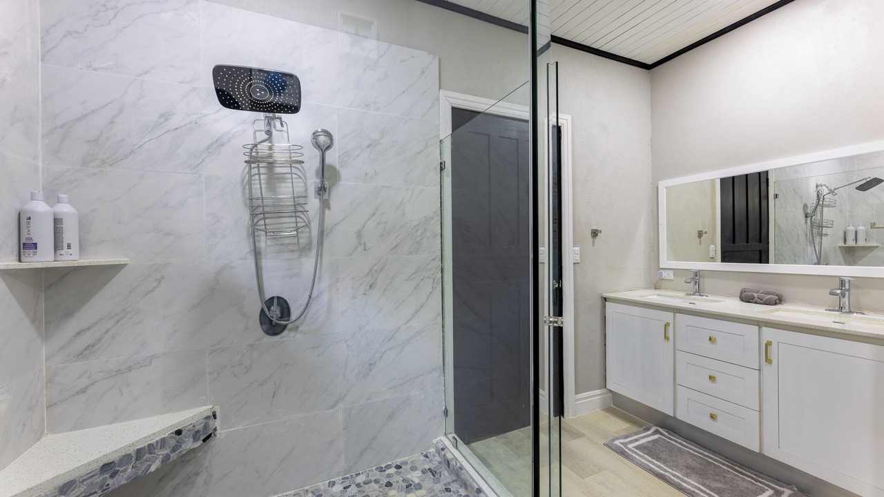 Photo of Bathroom in Parrita