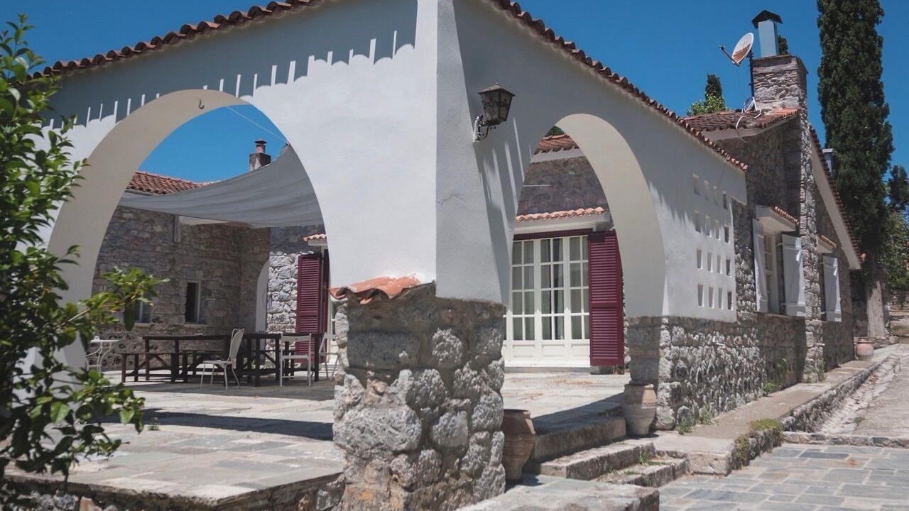 Photo of Patio Balcony in Kirinthos
