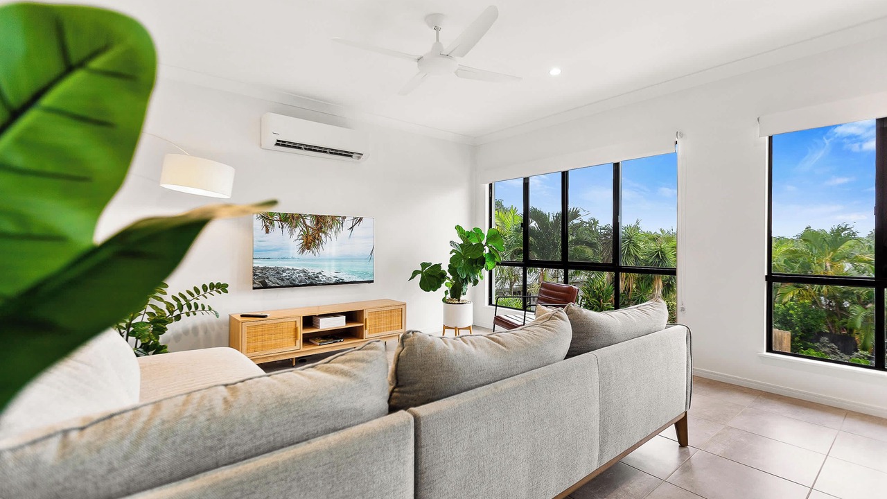 Photo of Livingroom in Macalister Range