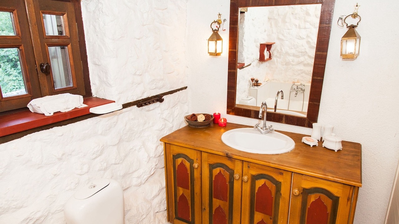 Photo of Bathroom in Lilaia