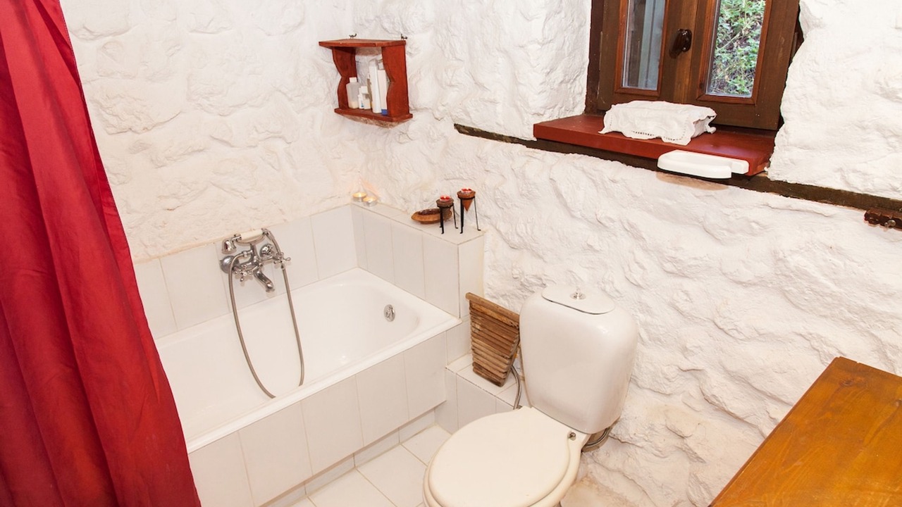 Photo of Bathroom in Lilaia
