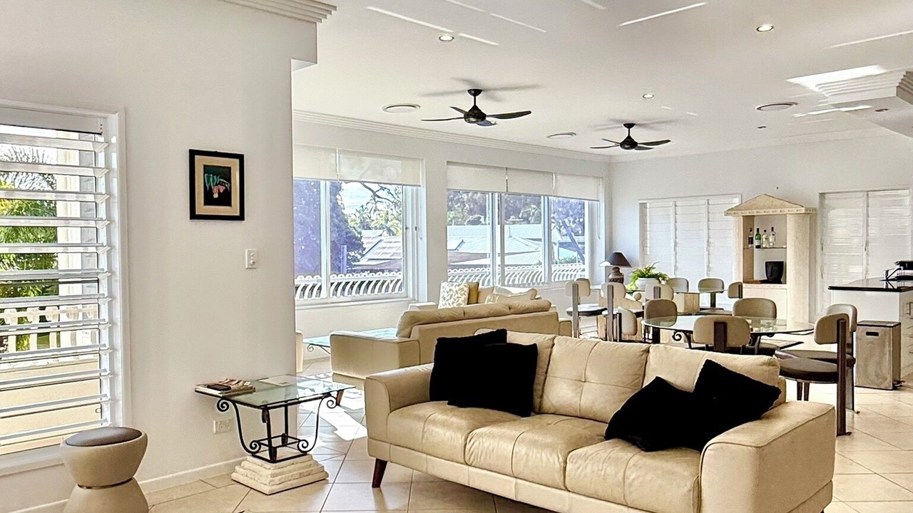 Photo of Livingroom in Clifton Beach