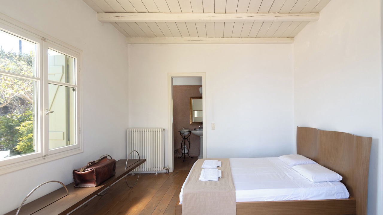 Photo of Bedroom in Kea