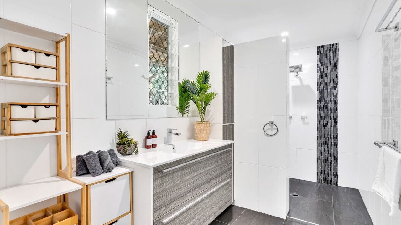 Photo of Bathroom in Aeroglen