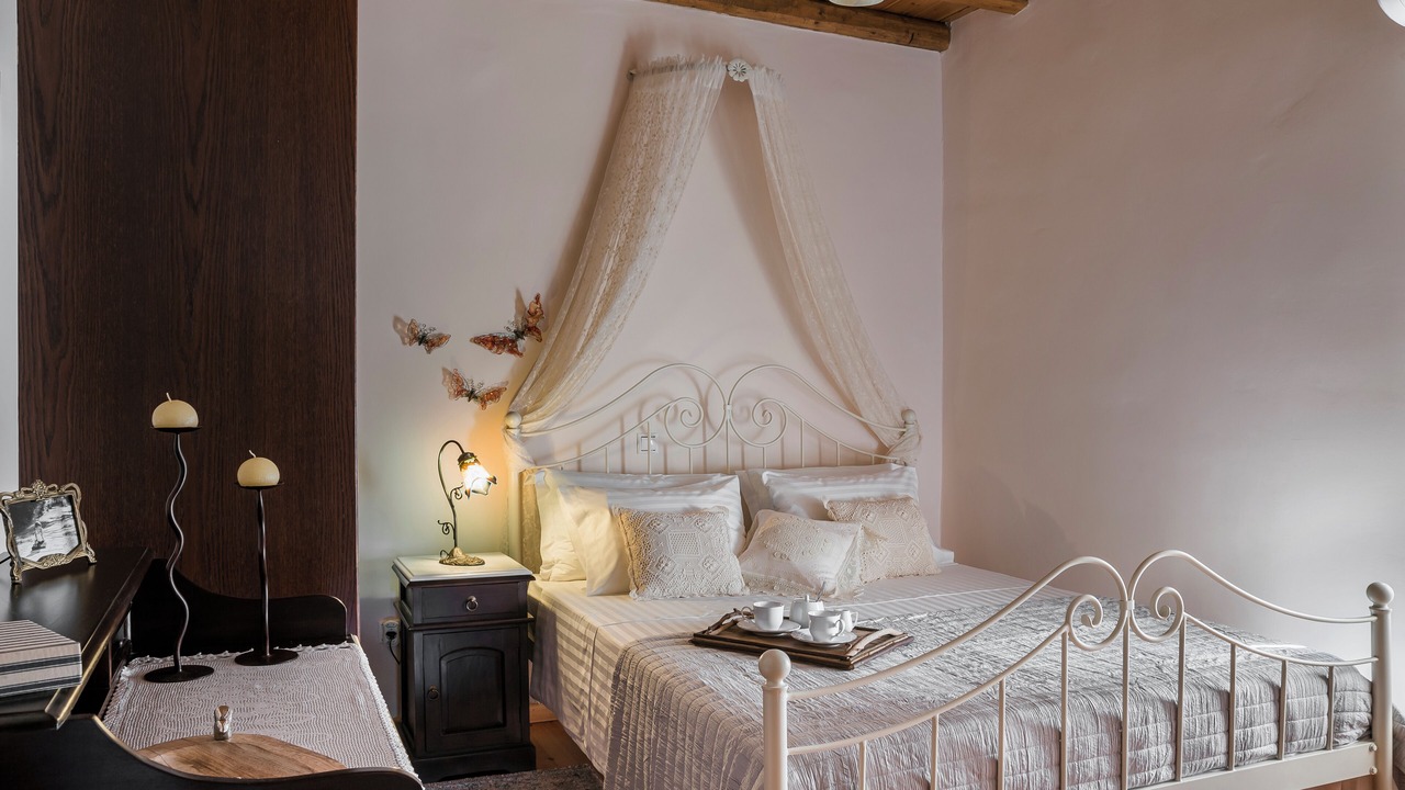 Photo of Bedroom in Tselendata