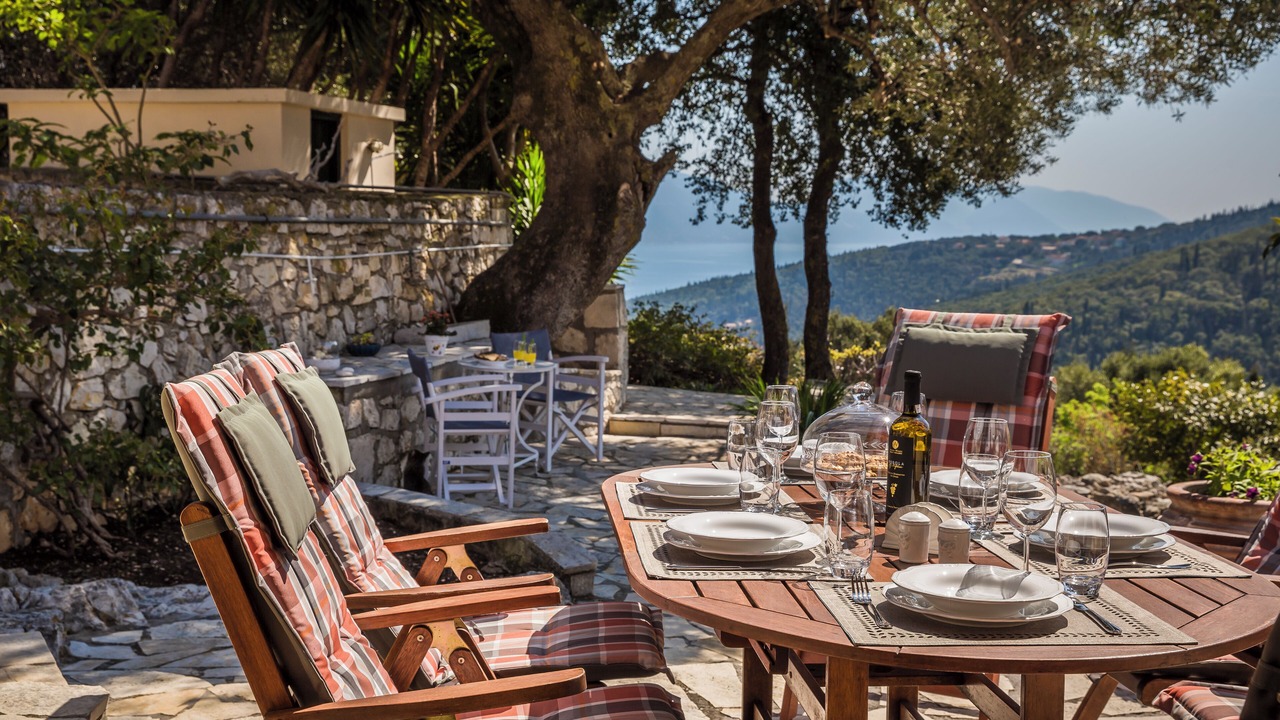 Photo of Outdoor in Tselendata