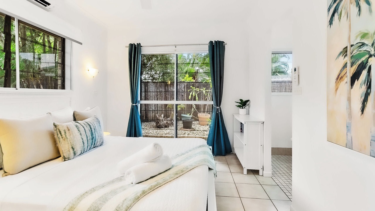 Photo of Bedroom in Trinity Beach