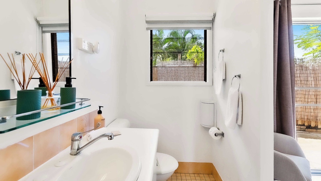 Photo of Bathroom in Trinity Beach