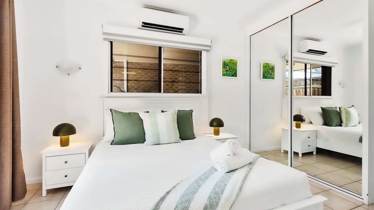 Photo of Bedroom in Trinity Beach